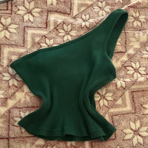 Green Ribbed One-Shoulder Top - Picture 2 of 2